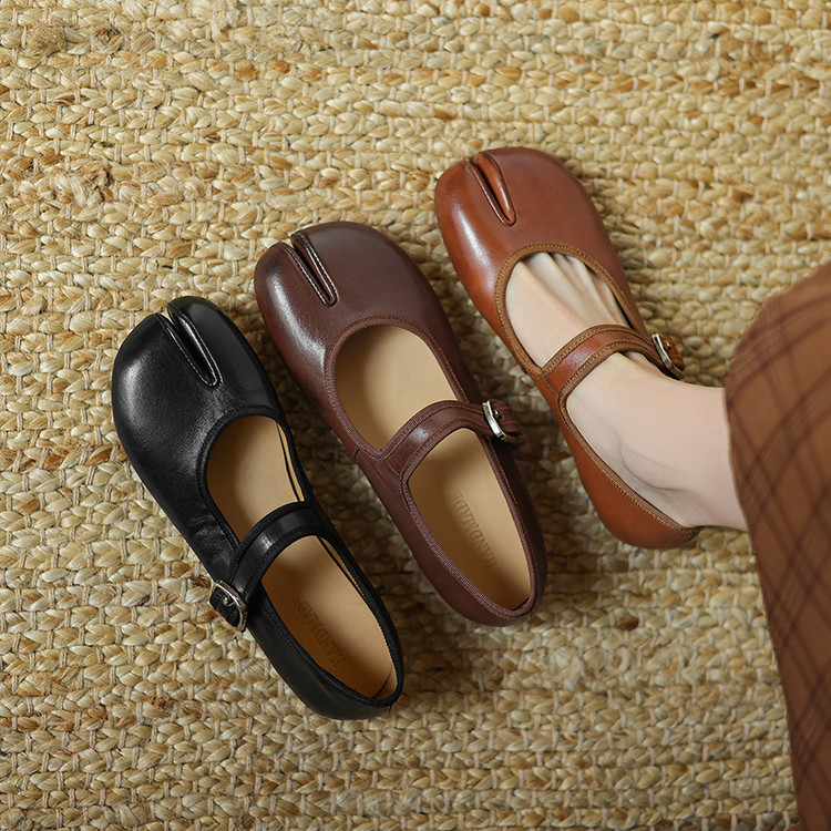 Women's Fashion Flat Shoes Low Heel Round Toe Spring 2025